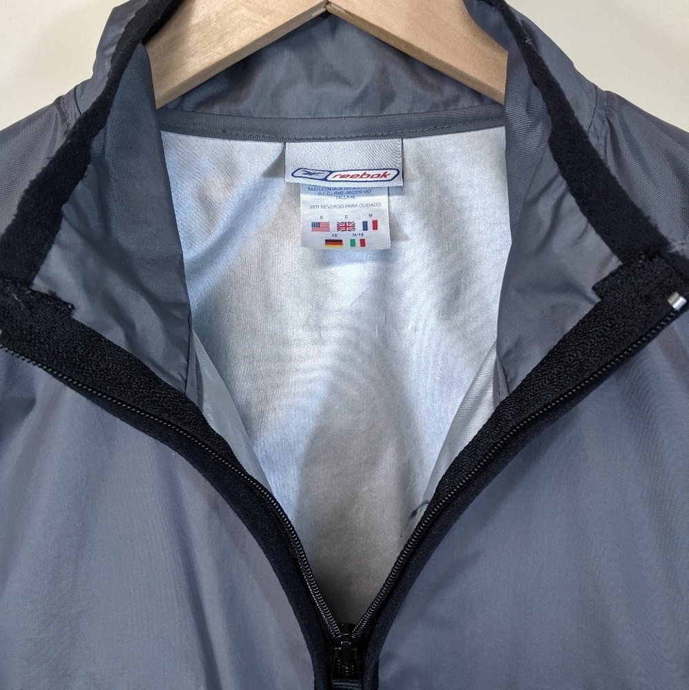 Reebok Performance Windbreaker - Picture 3 of 5